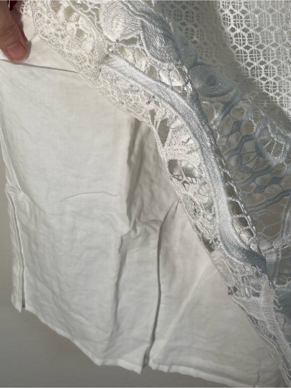 Tuckernuck Avalon Crochet Dress Womens XS White Lace Off-Shoulder NWT - Picture 8 of 15